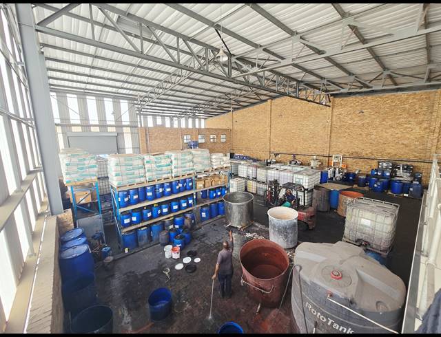 1,226M² WAREHOUSE TO LET IN KYA SANDS